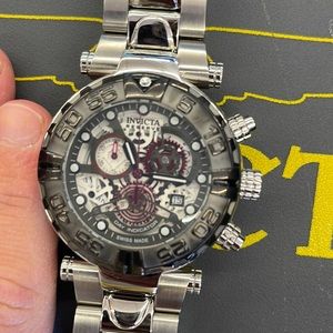 Invicta watch like New condition